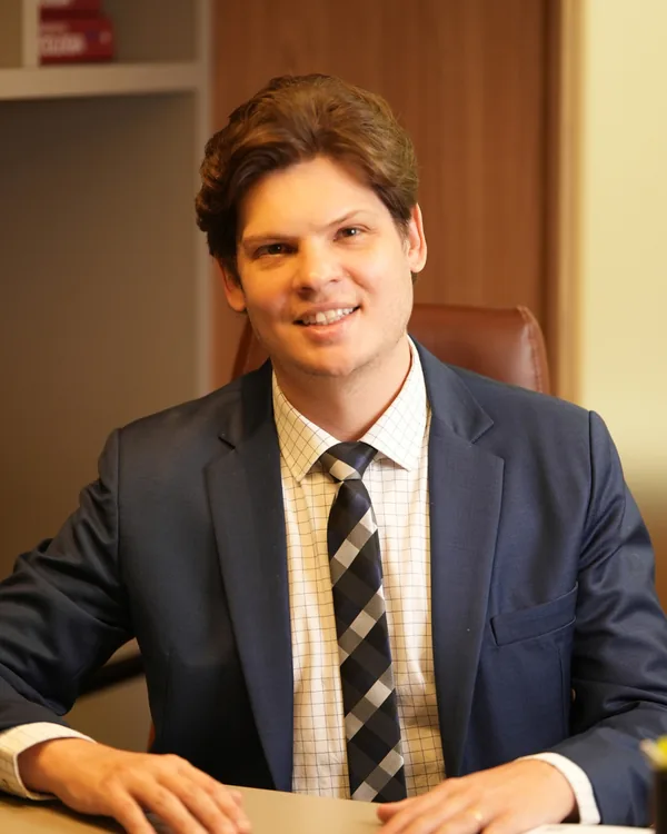 Dr. Raul Dutra